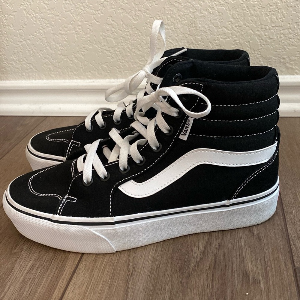 Vans Platform Black High Top Sneakers- Size 8.5